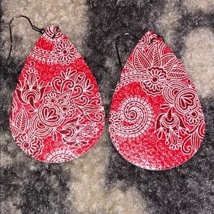 Leather earrings